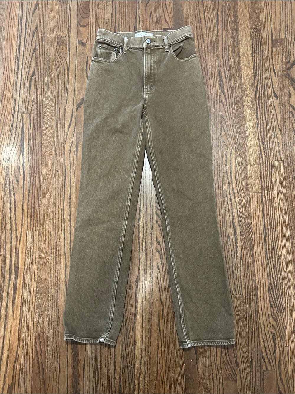 Abercrombie 90s Straight Ultra High Rise Brown Jeans 25
